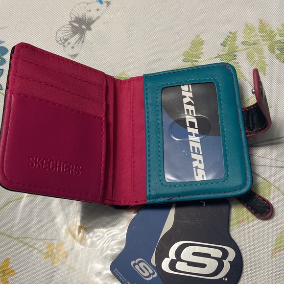 New - Picture 2 of 3